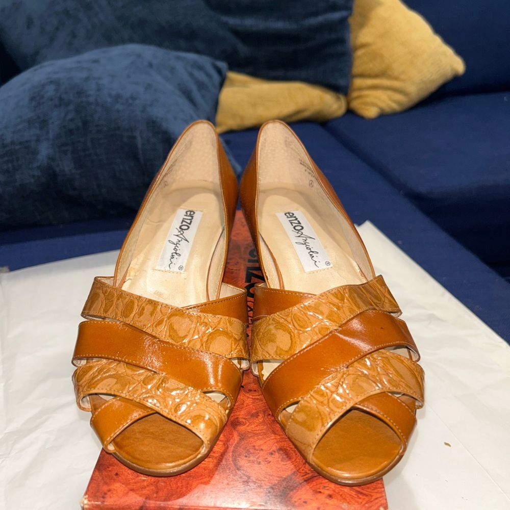 Tan Flats with Small Heel
